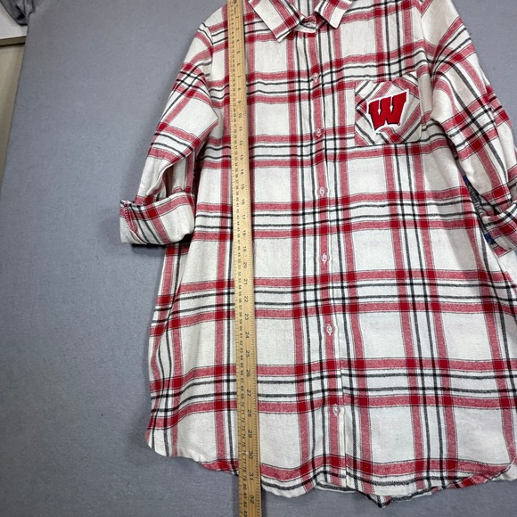Wisconsin Badgers Women's Plaid Nightshirt Red White Embroidered Large NEW - Picture 8 of 9